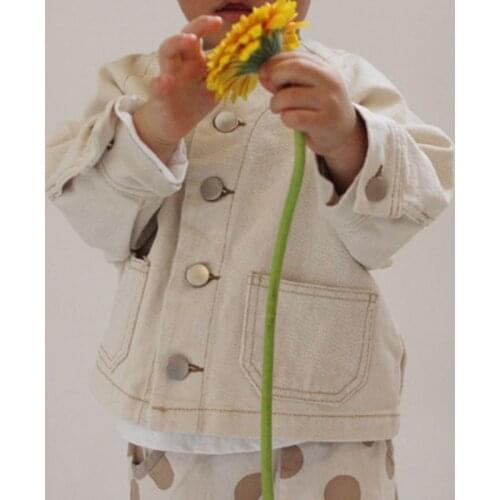 Korean version of the childrens autumn coat new coat air profile Japanese loose retro baby denim jacket top