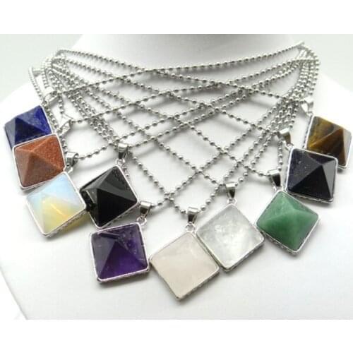 Natuursteen amethist lapis Quartz Crystal Opal piramide Hanger Kralen Kettingen Sieraden Charmes DIY voor Sieraden Maken 8 pcs