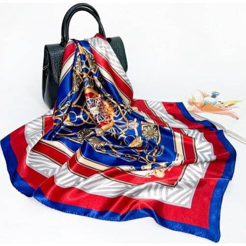 2021 New Style Square Scarf Chain Printing Silk Scarf Lady Simulation Silk Satin Scarf Shawl Headscarf Wholesale