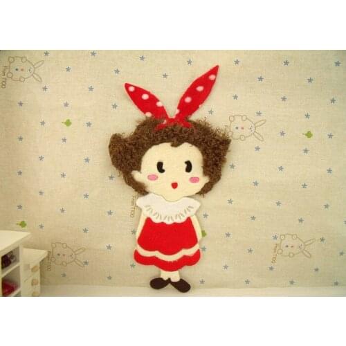 Custom Embroidered badges iron on cartoon Motif Applique embroidery accessory