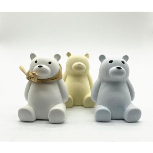 Cute 3D Sitting Bear Aromatherapy Candle Mold Plaster Epoxy Chocolate Mold Mousse Cake Decoration Silicone Mold
