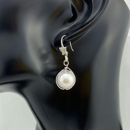 Women Earrings Fashion White Shell Pearl Dangle Earrings Girls Jewelry Gift Party Accessories Ear Nail Earring