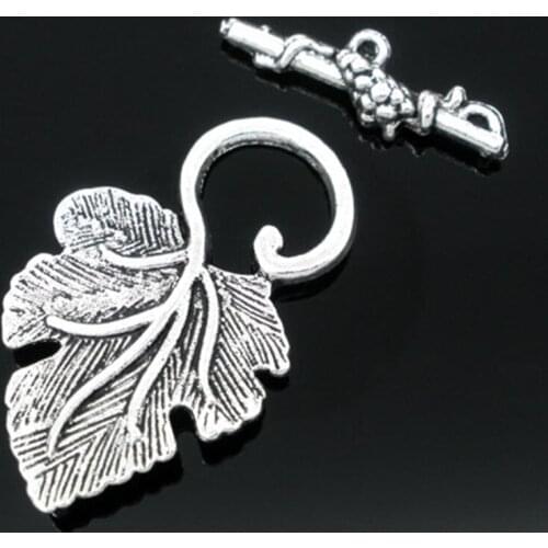 DoreenBeads Zinc Based Alloy Toggle Clasps Grape Leaf Antique Silver Color DIY Making Jewelry 37mm x 23mm 25mm x 8mm, 20 Sets