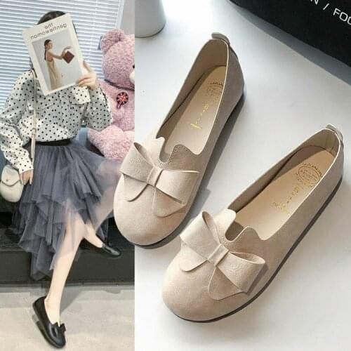 Literary Retro Round Toe Single Shoes Female Flat Bottom 2021 New Fairy Net Red Shallow Mouth Grandma Shoes Ladies Single Shoes