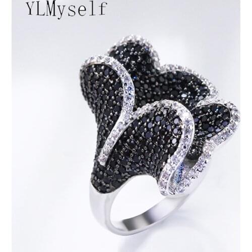 Irredular Flower Rings Black and White Pave Jet Clear Cubic Zirconia Crystal Charming Leaf Jewelry for Women