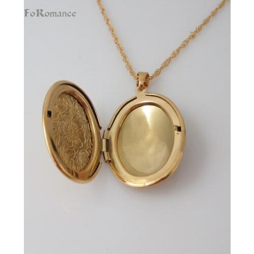 Foromance/YELLOW GOLD GP 18" NECKLACE TWO STYLES OVAL FLOWER CARVED CAN BE OPENED HANGS 1.57" PENDANT