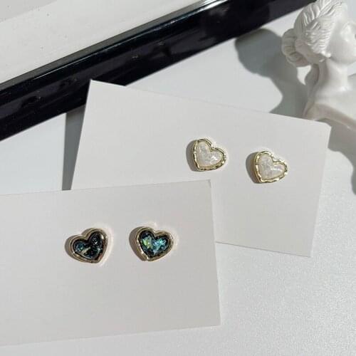 Exquisite White Blue Heart-shaped Stud Earrings Elegant Female Wedding Engagement Gold Earrings Fashion Party Jewelry Gift