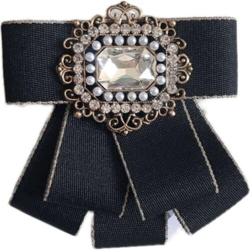 New Fabric Bow Brooches for Women Crystal Rhinestone Bow Tie Cravat Pins Mens Suit Shirt Collor Wedding Jewelry Accessories