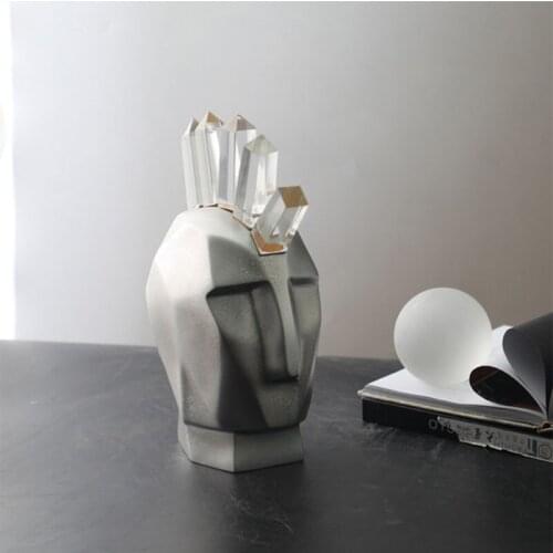 Nordic Home Decoration Figures Crystal Skull Art Sculpture Creative Home Room Decor Decorativs Metal Head Portrait Sculpture