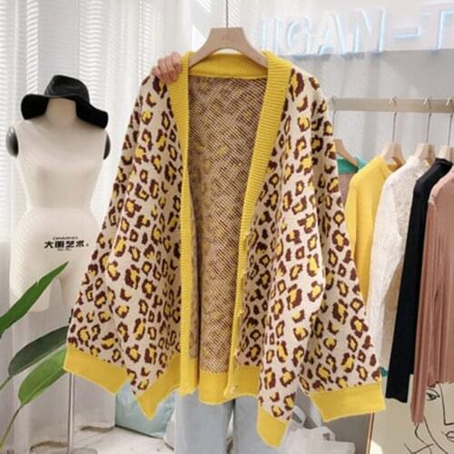 2021 Autumn Spring Retro Luxury Jumpers Fall Knitted Women Sweater Fashionable Coat Top Trend Vintage Lady Flower Loose Cardigan