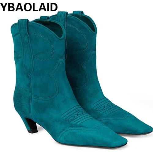 Square Head Cowhide Solid Color Embroidered Mid-tube Boots for Fall/winter 2021 New Matte Printed V-sleeve Mid-heel Martin Boots