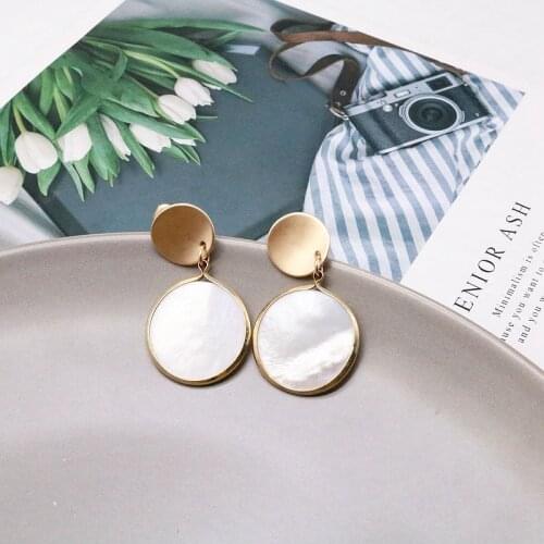 Fashion Sweet Round Shell Earring