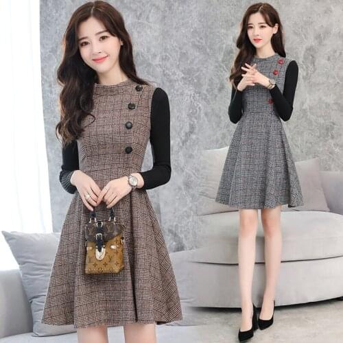 High waist round neck knit long-sleeved new female Slim fashion autumn and winter A-type woolen plaid dress