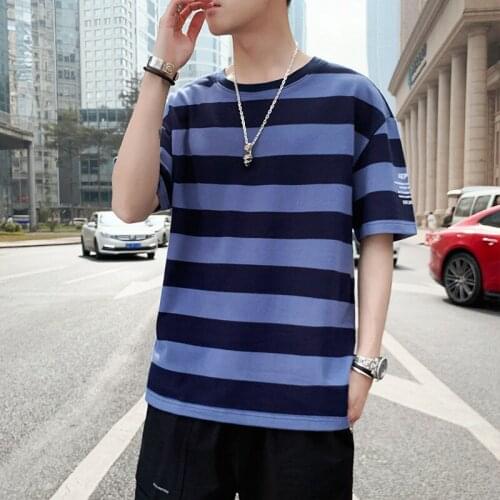 2020 Striped Short-sleeved T-shirt Style Summer Loose Half-sleeved Shirt Mens Thin Section Hong Kong Top in Trend