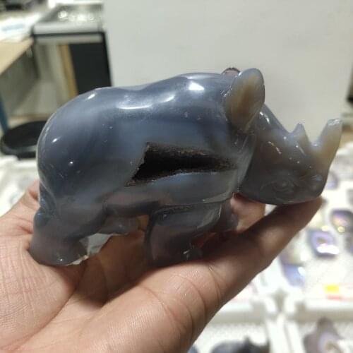 1pcs Natural Agate Geode cowCarved Statue Home Decor