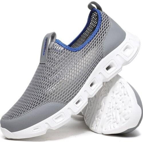 2021Summer Shoes Men Couple Casual Shoes Fashion Lightweight Breathable Walking Sneakers Slip-on Mens Mesh Flats Shoes