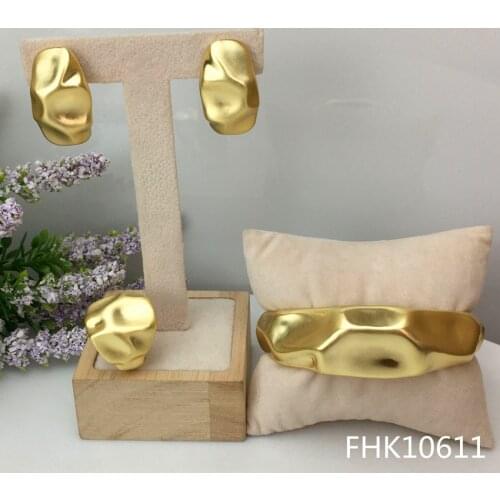 Yuminglai 24K Dubai Costume Jewelry Sets Earrings Ring and Bangle for Women FHK10611