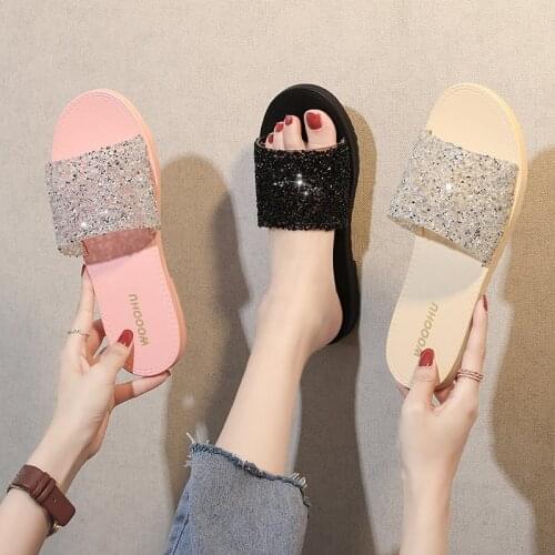 2021 Summer New Roman Style Simple Beach Shoes Fashion Trend Word Flat Slippers Fashion Sandals and Slippers Women