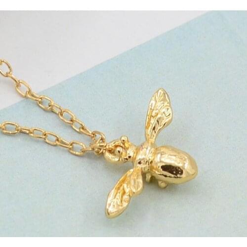 2pcs New High Quality Cute Bee Necklace Fine Jewelry Silver Gold Color Honey Bee Pendant Necklace For Women Girls Party Gifts