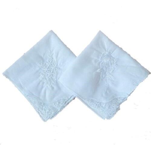 Embroidered lace corner pure white hand graffiti small handkerchief cotton white handkerchief