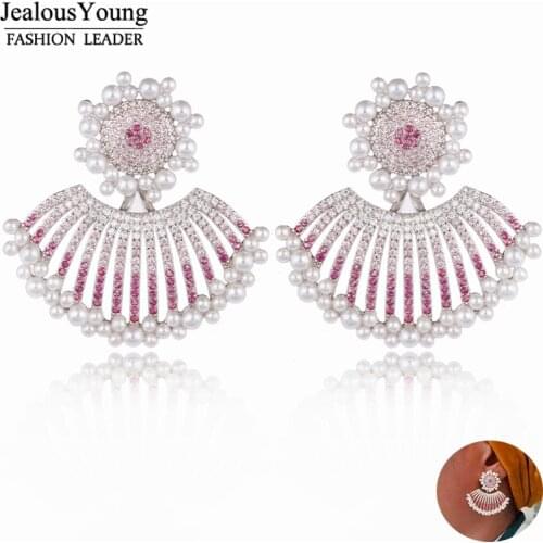 Famous Brand Elegant Flower Shape Simulated Pearl Stud Earrings for Women Wedding Red CZ Stone Earings Fashion Jewelry kupe E379