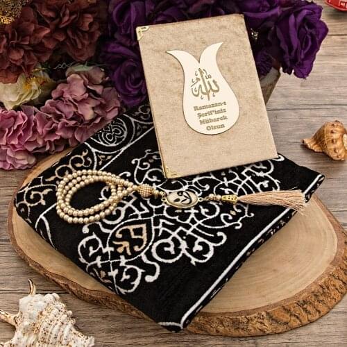Kaaba Patterned Luxury Prayer Rug for Your Loved Ones - Velvet Covered Yasin Book - Set with Pearl Rosary FREE SHİPPİNG