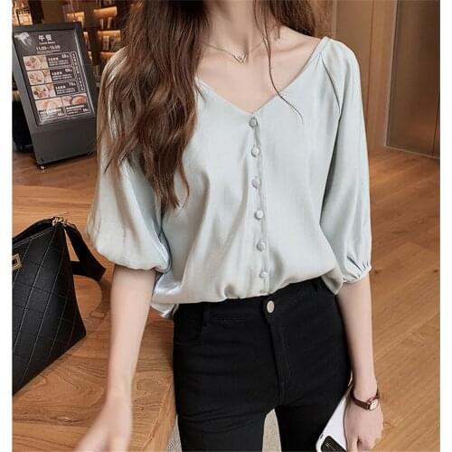 Who Minds Linen Blouses