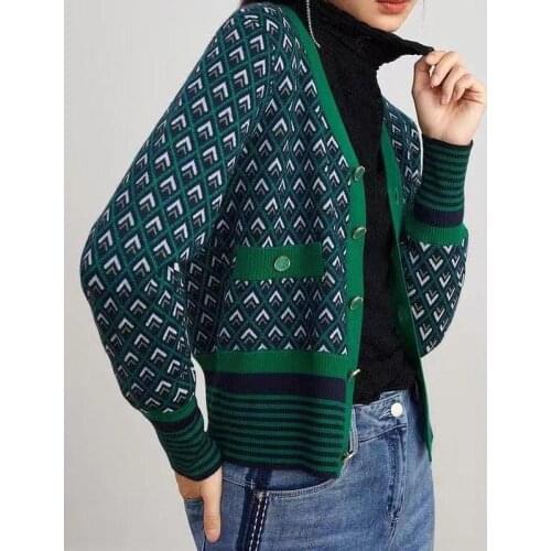 2021 Autumn New Retro Loose Rhombus V-neck Artistic Pattern Long Sleeve Knitted Cardigan Single-Breasted Contrast Color Coat