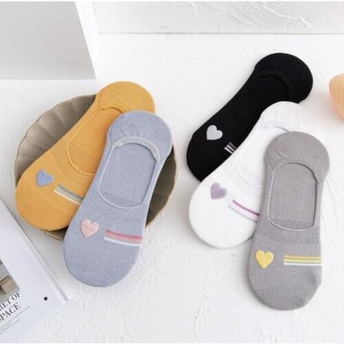 Yishine Sweet Hearts Stripes Prints Womens Short Socks Set Cute Lovely Kawaii Cotton Casual Women Ankle Socks Funny No Low Sock
