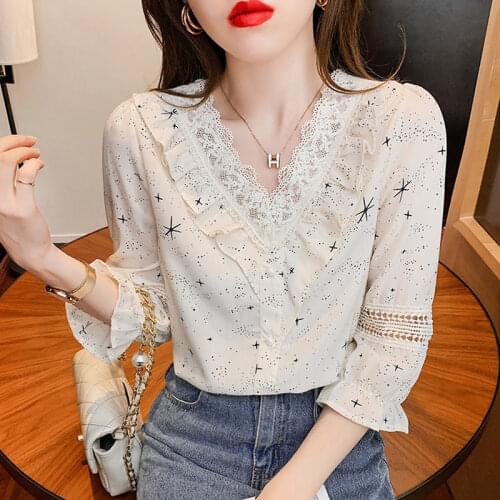 Casual V-neck lace striped chiffon shirt autumn 2021 new womens loose blouse v neck three quarter sleeve