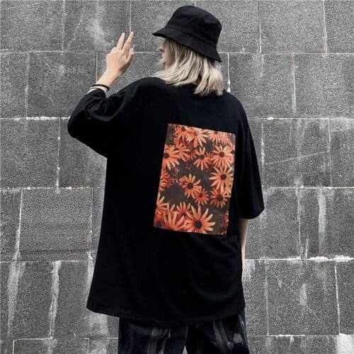 Vintage T-shirt Korean Ulzzang Harajuku chrysanthemum print Short Sleeve O-neck Women Gothic Tops 2020 Summer New