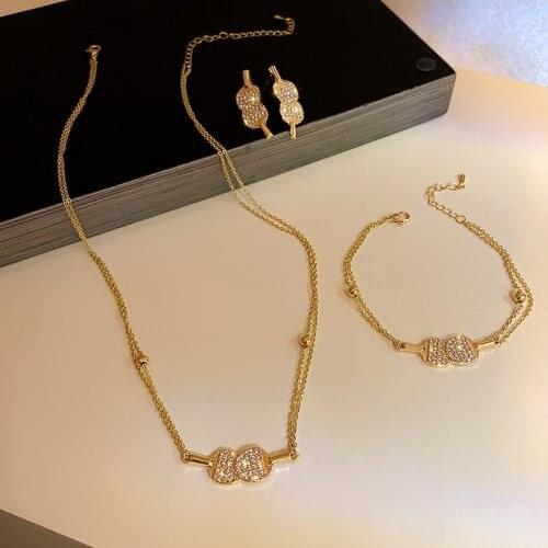 Chinese Style Exquisite Shining Zircon Inlaid Ping Pong Paddle Pendant Necklace for Women Luxury Gold Color Chain Necklace