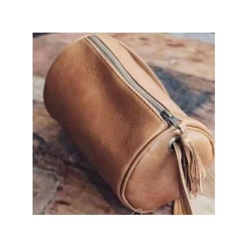 New Ladies Wax Oil Leather Retro Work Vegetable Tanned Soft Leather Fringed Cylindrical Female Bag Shoulder Bag Mini Ladies Bag