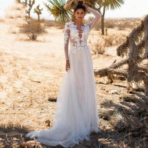 Boho Lace Beach Wedding Dresses Long Sleeves V Neck Applique Bohemian Tulle Backless Country Bridal Gown Vestido De Noiva