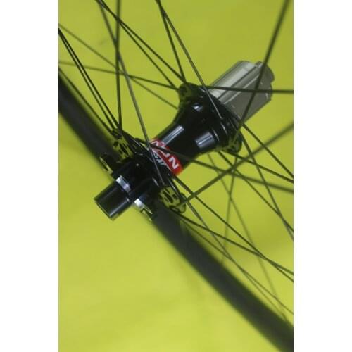 650B 27.5er MTB XC 30mm tubeless 25mm deep UD 3K K 12K cross country mountain bike carbon rear wheel 142mm novatec D792SB disc