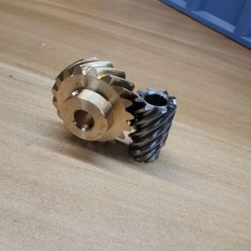 45 degree staggered teeth, helical gears, 45 steel gears, steering gears, 18 teeth and 8 teeth, brass gears