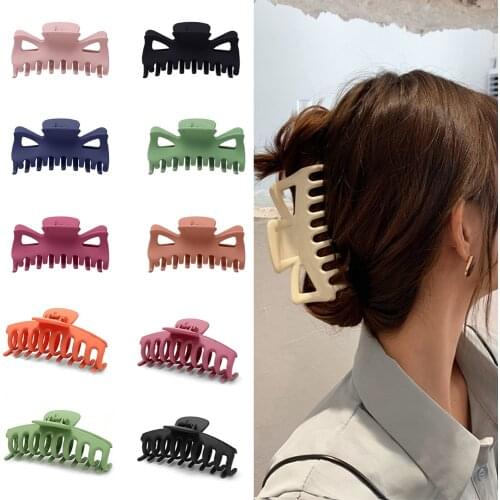 New Simple Hair Claws Large Size Bathing Basic Hair Clips Solid Color Hairpin Crab for Hair Accessories Hair Styling Tool