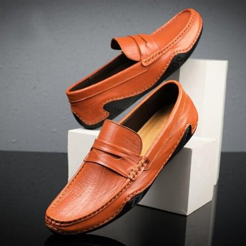 Summer Men Casual Shoes Fashion Men Genuine Leather Men Loafers Moccasins Lightweight Slip On Mens Flats Male Driving Shoes