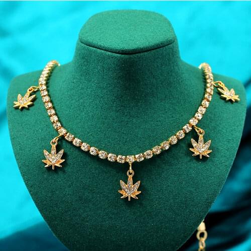 Trendy Bling Butterfly Leaf Crystal Pendant Necklace for Women Shiny Gold Color Rhinestone Necklace New Design Jewelry Gift