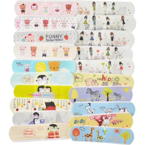 100Pcs Cartoon Waterproof Bandages Adhesive Bandages Band-Aid Hemostatic Adhesive Band Aid Sterile Stickers For Kids Healthy