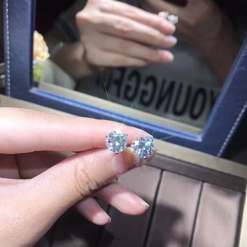 Lab Grown Diamond Solid 18K White Gold Au750 0.5Ctw 5mm DF Color 3 Prong Moissanite Engagement Earrings For Women