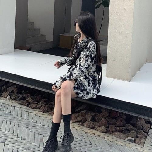 2021 Spring Streetwear Oversize Women Shirt Long Sleeve Loose Tie dye Ladies Shirts Turn Down Collar Button Up Female Clothing