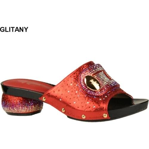 New Red Color Wedding Shoes Woman Open Toe Ladies Sandals Shoes Party Wedding Shoes Decorated with Rhinestone Summer Women Shoes