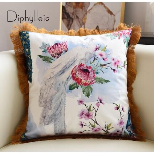 Diphylleia Living Room Cushion Cover White Peacock Print Art Pillowcase Vintage Tassels Pillow Cover Velvet Pillow Case Luxury
