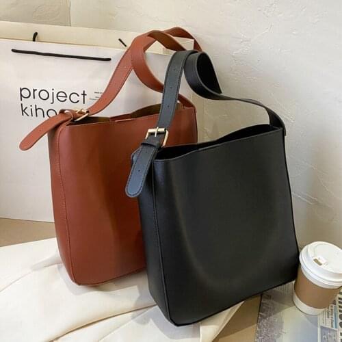 Simple Vintage Pu Leather Composite Bags For Women Casual Large Capacity Messenger Bags Female Solid Luxury Bucket Handbag Totes