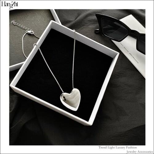 European and American Metal Three-Dimensional Big Love Shape a Pair of Exaggerated Ins Tide Niche Women Necklace Jewelry 2021