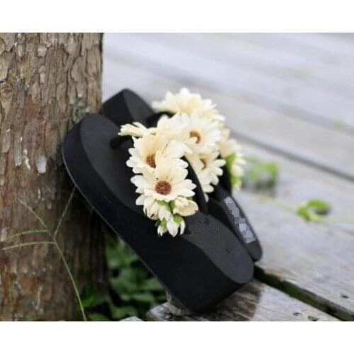 2017 New Fashion Designer Flip Flops Women Wedge Sandals Summer Sandals Femme Casual Massage Beach Slippers Shoes