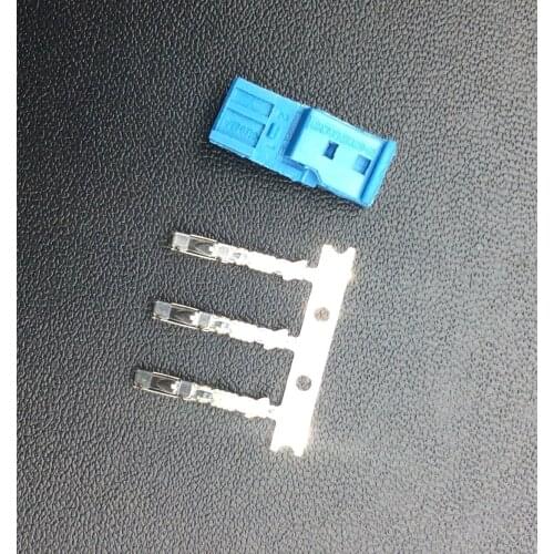 1pc for BMW 5 series door lamp 2pin tweeter amplify plug 3pin 4pin license plate lamp foot socket atmosphere lamp connector