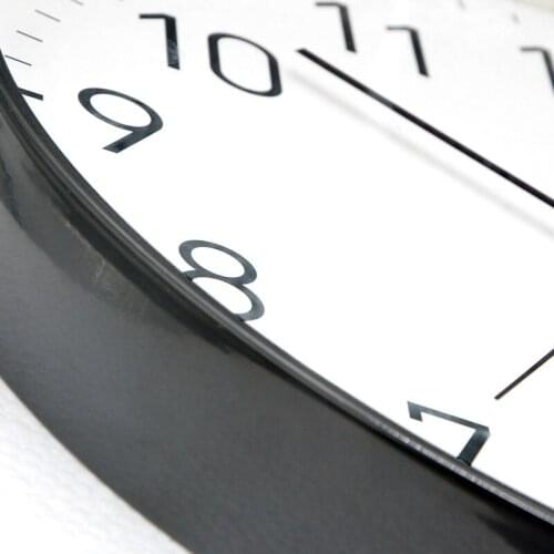 2020 New Wall Clock Living Room Home Creative Silent Clock Nordic Light Luxury Minimalist Quartz Clock Metal Wall Watch