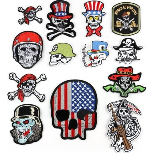 Cartoon Dice Heart Iron Patches For Clothing Mr Robot OOPS Cat Zipper Embroidered Iron On Patch Skull Stickers On Clothes